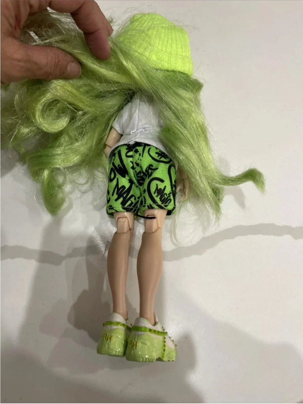 Rainbow High Winter Break Jade Hunter  Violet Willow And Doll White Hair Great